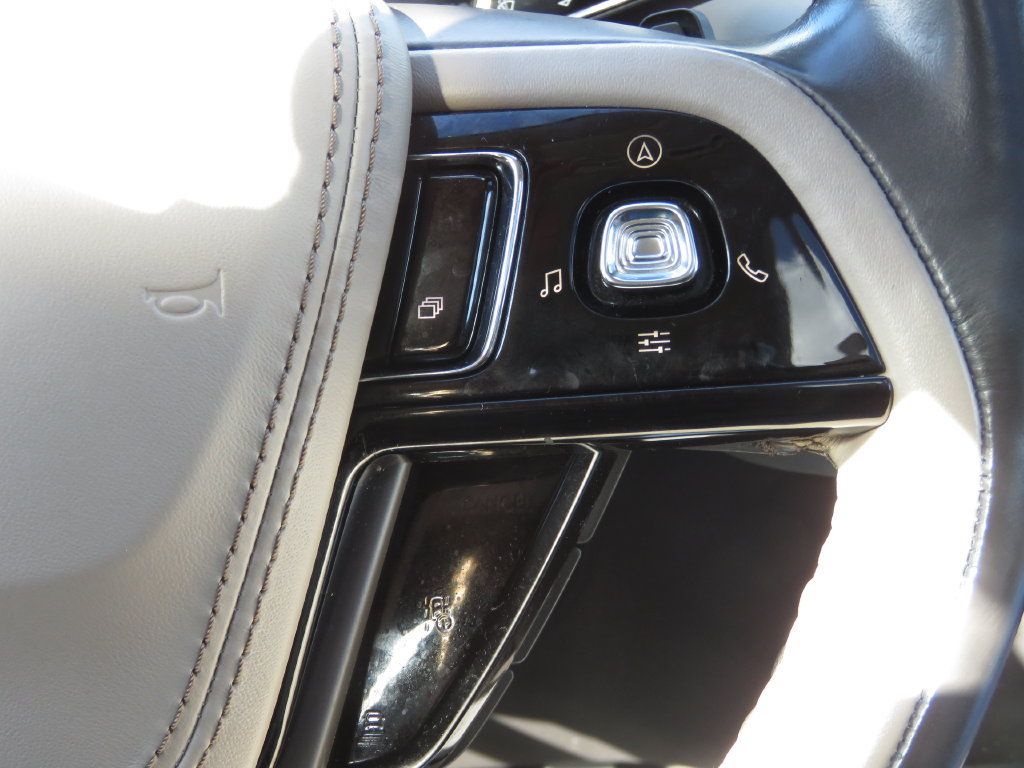 Used 2020 Lincoln Aviator Reserve w/ Equipment Group 201A AWD/4WD image 25