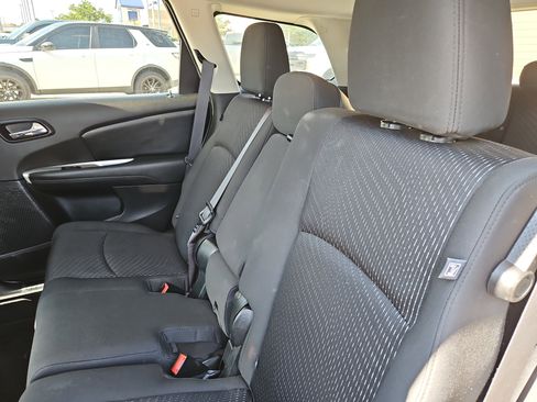 Used 2018 Dodge Journey SE w/ Connectivity Group image 9