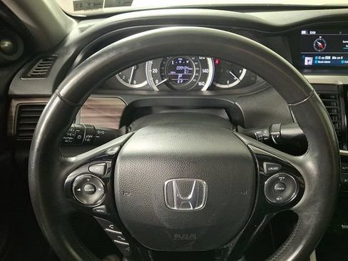 Used 2016 Honda Accord EX-L image 19