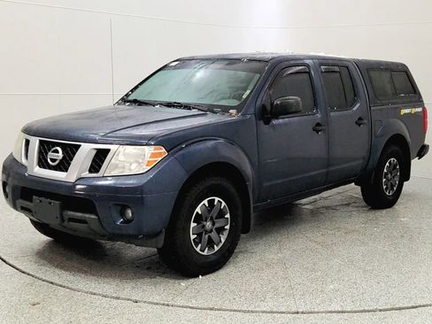Used 2019 Nissan Frontier Desert Runner image 3