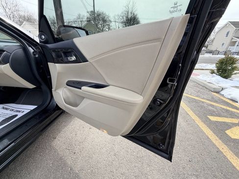 Used 2015 Honda Accord EX-L image 57