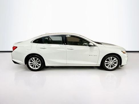 Used 2016 Chevrolet Malibu LT image 5