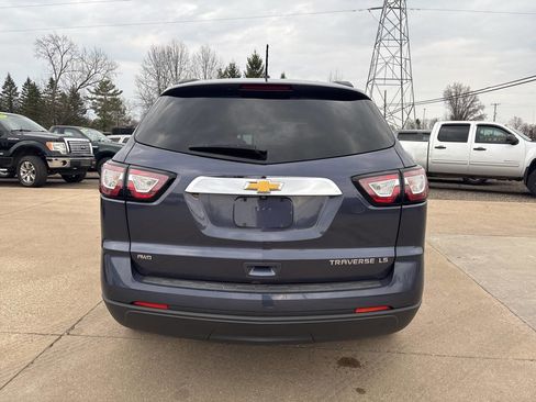 Used 2013 Chevrolet Traverse LS image 5