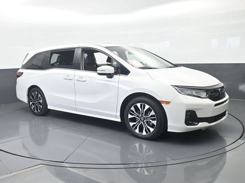 Used 2025 Honda Odyssey Elite image 8