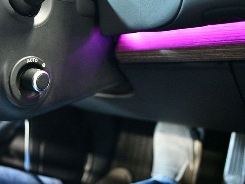 Used 2023 Land Rover Range Rover SE image 66