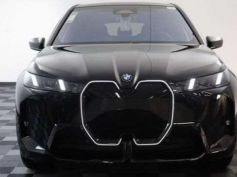 New 2026 BMW iX xDrive60 w/ M Sport Package image 24