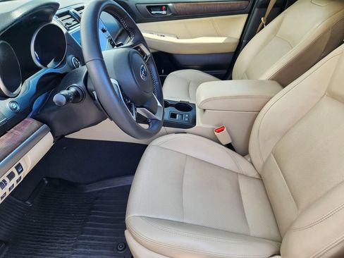 Used 2018 Subaru Outback 3.6R Limited AWD/4WD image 13