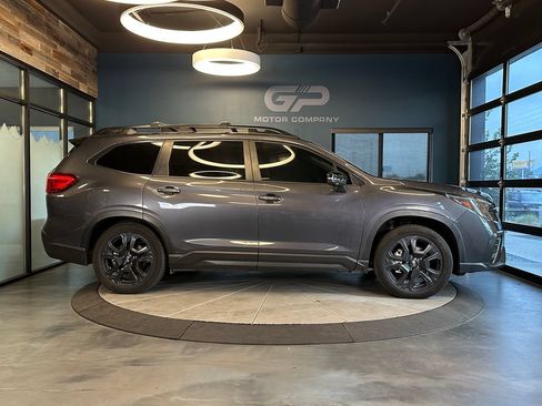 Used 2023 Subaru Ascent Onyx Edition Limited AWD/4WD image 2
