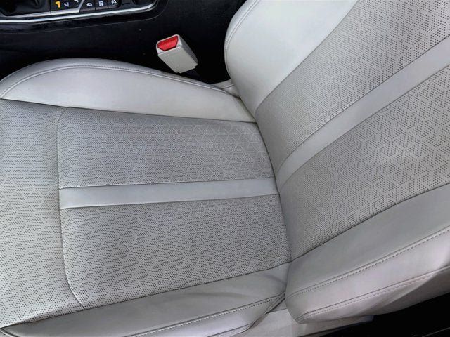 Certified 2023 Kia Sorento X-Line EX AWD/4WD image 19