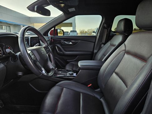 Used 2022 Chevrolet Blazer RS w/ Enhanced Convenience Package image 11