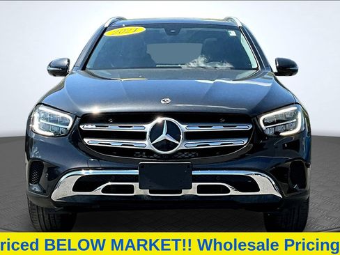 Used 2021 Mercedes-Benz GLC 300 w/ Premium Package image 2
