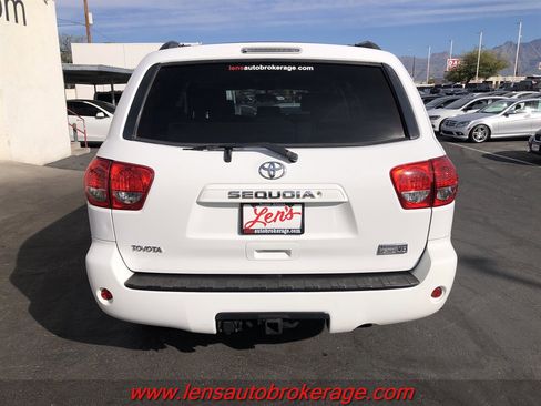 Used 2008 Toyota Sequoia SR5 image 7