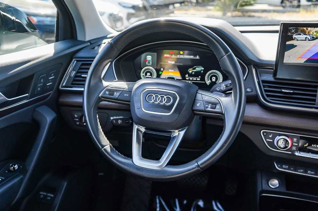 Used 2023 Audi Q5 e Premium AWD/4WD image 15
