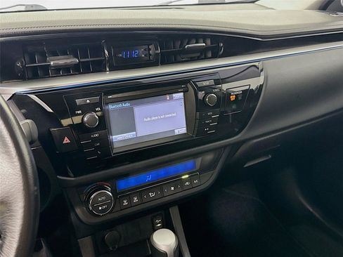 Used 2015 Toyota Corolla S image 8