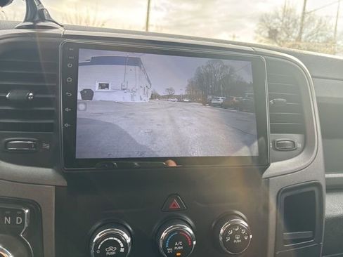 Used 2017 RAM 1500 Express image 19