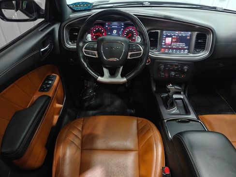 Used 2022 Dodge Charger SRT Hellcat w/ Harman/Kardon Audio Group RWD image 4