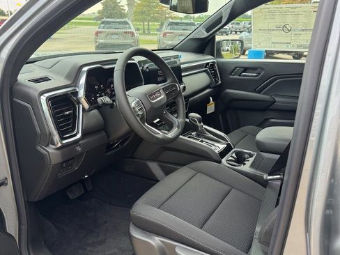 New 2026 GMC Canyon Elevation image 10