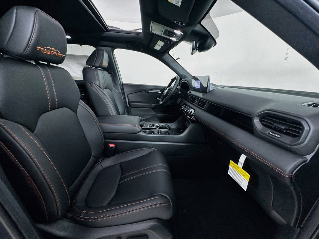 New 2026 Honda Pilot TrailSport image 36