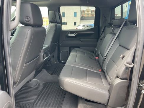 Used 2022 Chevrolet Silverado 1500 LTZ w/ LTZ Premium Package image 18