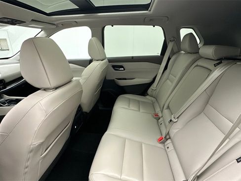 Certified 2021 Nissan Rogue SL w/ Premium Package image 10