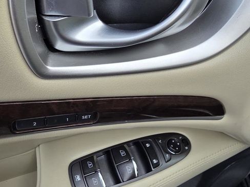 Used 2018 INFINITI QX60 FWD w/ Deluxe Technology Package image 41