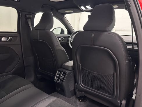 Used 2023 Volvo C40 P8 Recharge Plus image 20