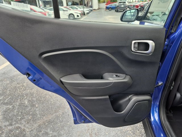 Used 2025 Hyundai Venue SEL FWD image 26