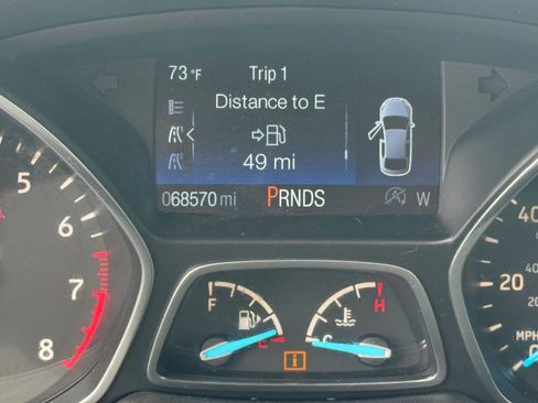 Used 2019 Ford Escape SE FWD image 15