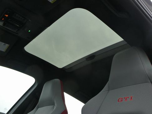 New 2026 Volkswagen GTI SE FWD image 20
