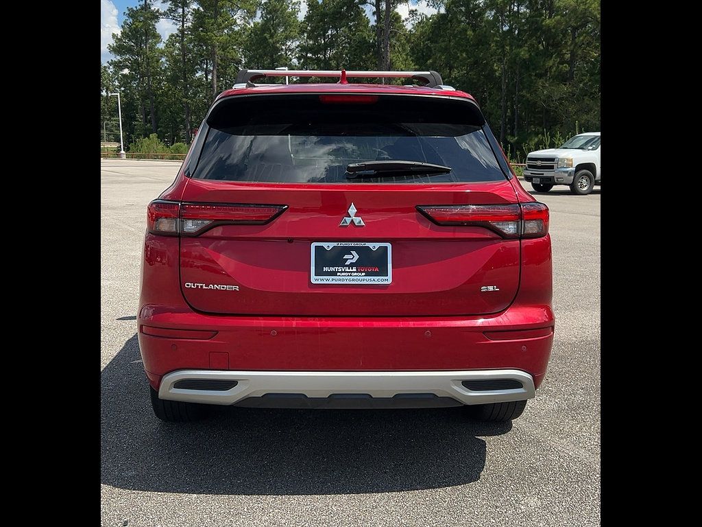 Used 2023 Mitsubishi Outlander SEL FWD image 10