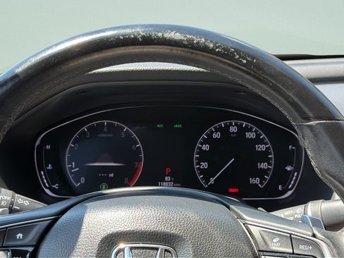 Used 2018 Honda Accord Touring image 13