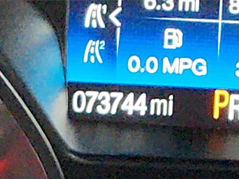 Used 2018 Ford Escape Titanium w/ Ford Safe & Smart Package AWD/4WD image 24