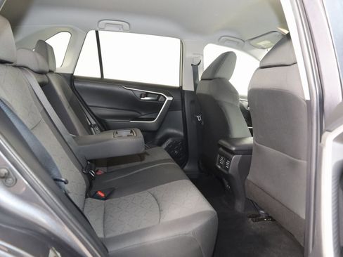 Used 2021 Toyota RAV4 XLE image 12