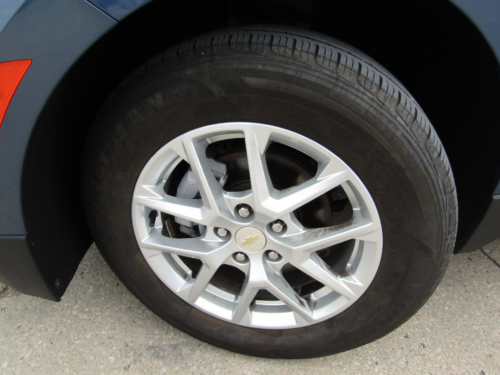 Used 2024 Chevrolet Equinox LT AWD/4WD image 27