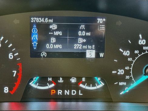 Used 2022 Ford Escape SEL w/ SEL Stealth AWD Package image 17