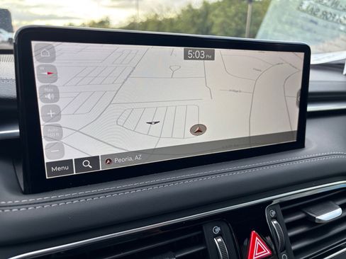 Used 2023 Genesis G70 2.0T image 28