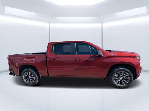 Used 2019 Chevrolet Silverado 1500 RST image 2