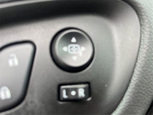 Used 2017 Buick Regal Sport Touring image 44