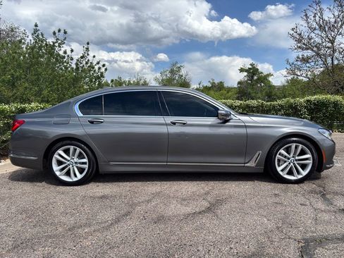 Used 2016 BMW 750i xDrive AWD/4WD image 4