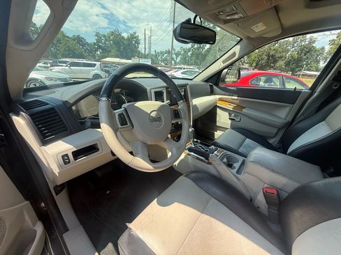 Used 2009 Jeep Grand Cherokee Limited image 8