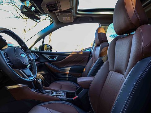 Used 2024 Subaru Forester Touring image 8