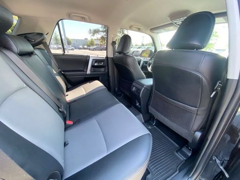 Used 2024 Toyota 4Runner SR5 Premium AWD/4WD image 28