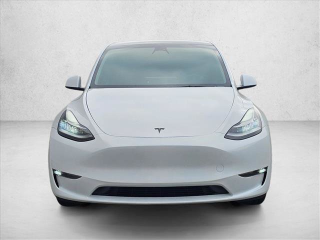 Used 2023 Tesla Model Y Long Range AWD/4WD image 2