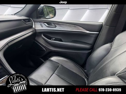 Certified 2021 Jeep Grand Cherokee L Overland w/ Advanced Protech Group III image 14