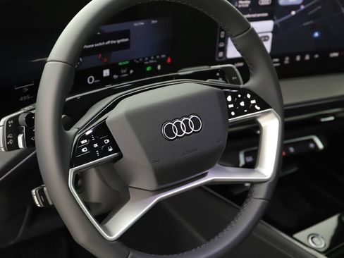 New 2026 Audi Q3 quattro 2.0T AWD/4WD image 15