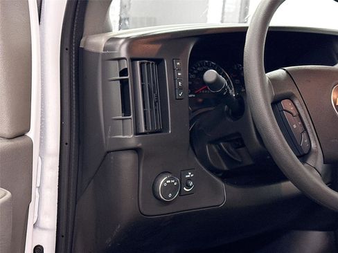 New 2026 Chevrolet Express 2500 w/ Driver Convenience Package image 5