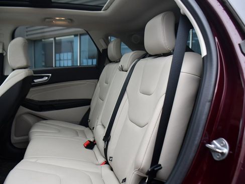 Used 2020 Ford Edge Titanium w/ Equipment Group 301A image 20