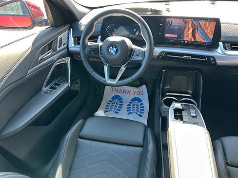 Certified 2025 BMW X2 xDrive28i w/ Premium Package image 21