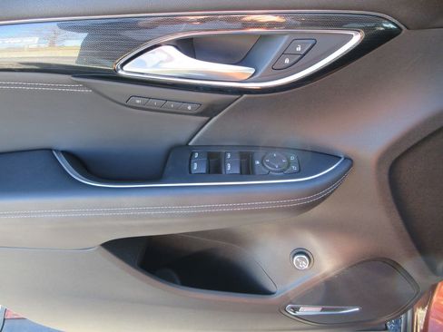 Certified 2022 Buick Envision Essence w/ Technology Package I image 22