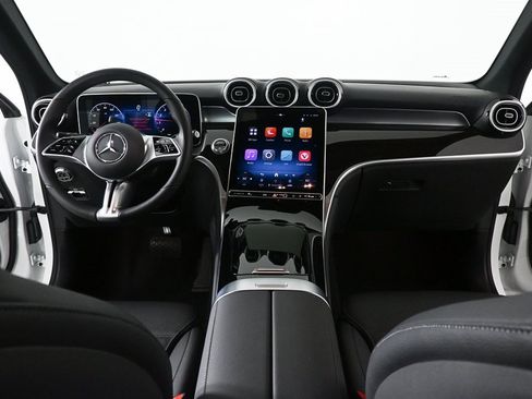 Certified 2025 Mercedes-Benz GLC 300 GLC 300 image 16